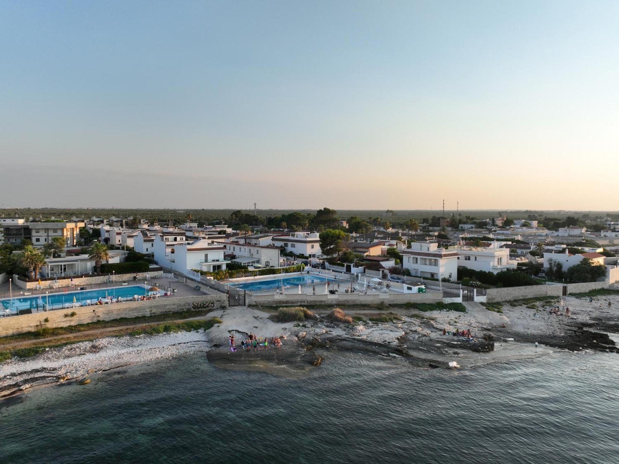 Luca'S House Bed and Breakfast Giovinazzo Buitenkant foto