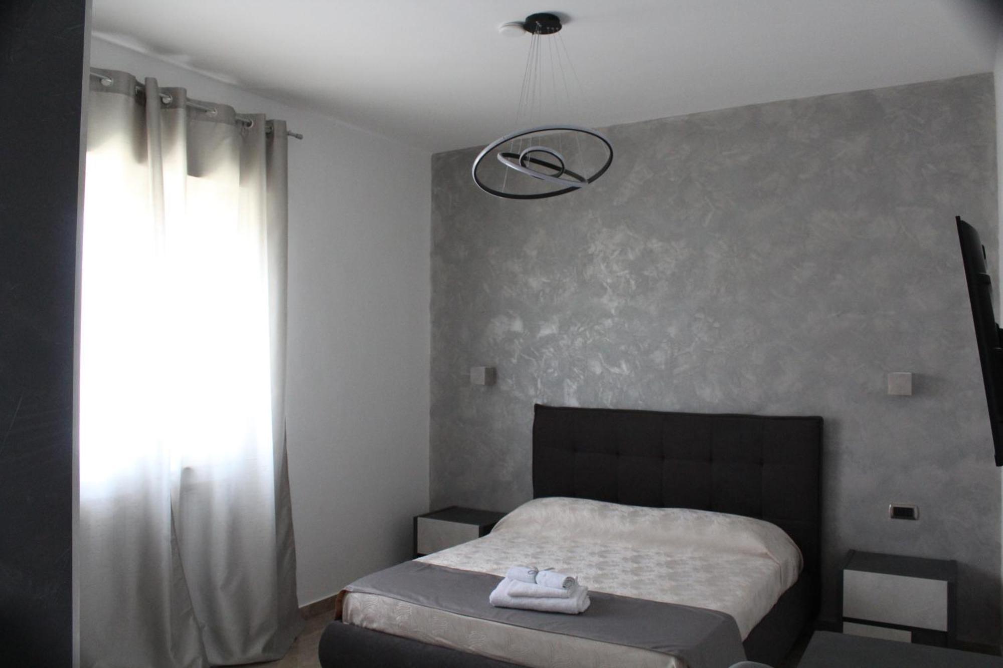 Luca'S House Bed and Breakfast Giovinazzo Buitenkant foto