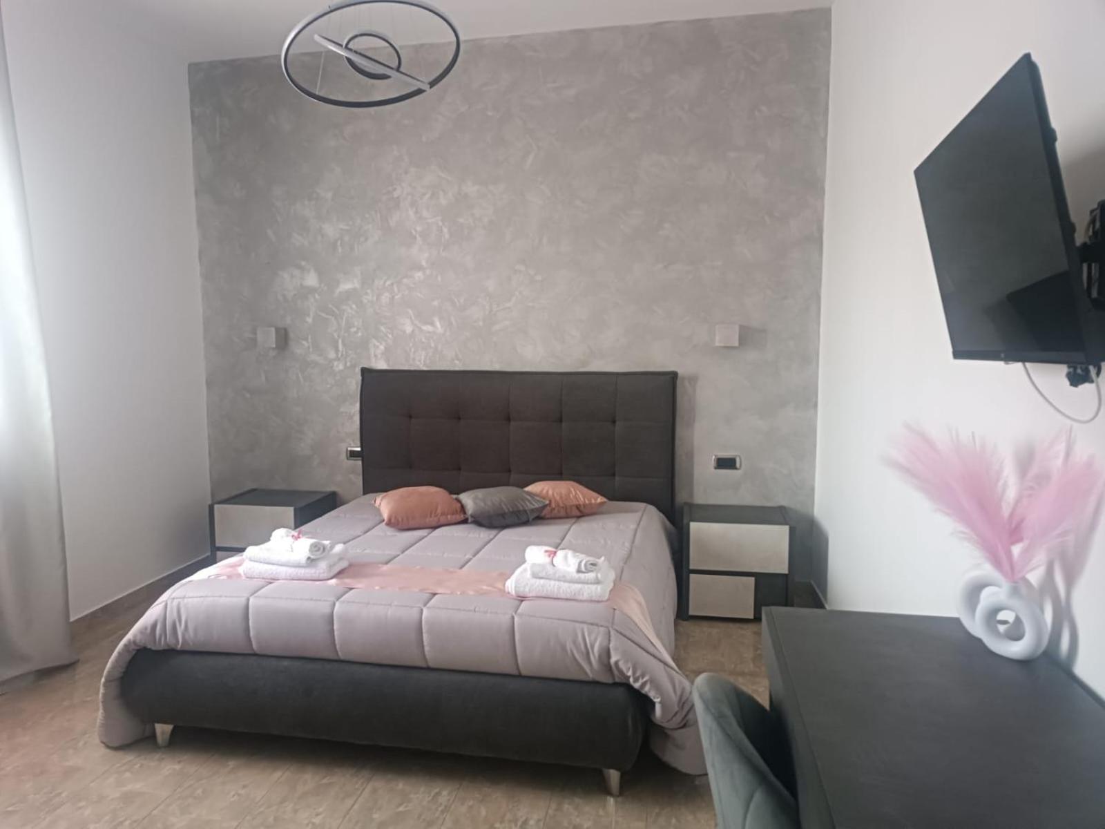 Luca'S House Bed and Breakfast Giovinazzo Buitenkant foto