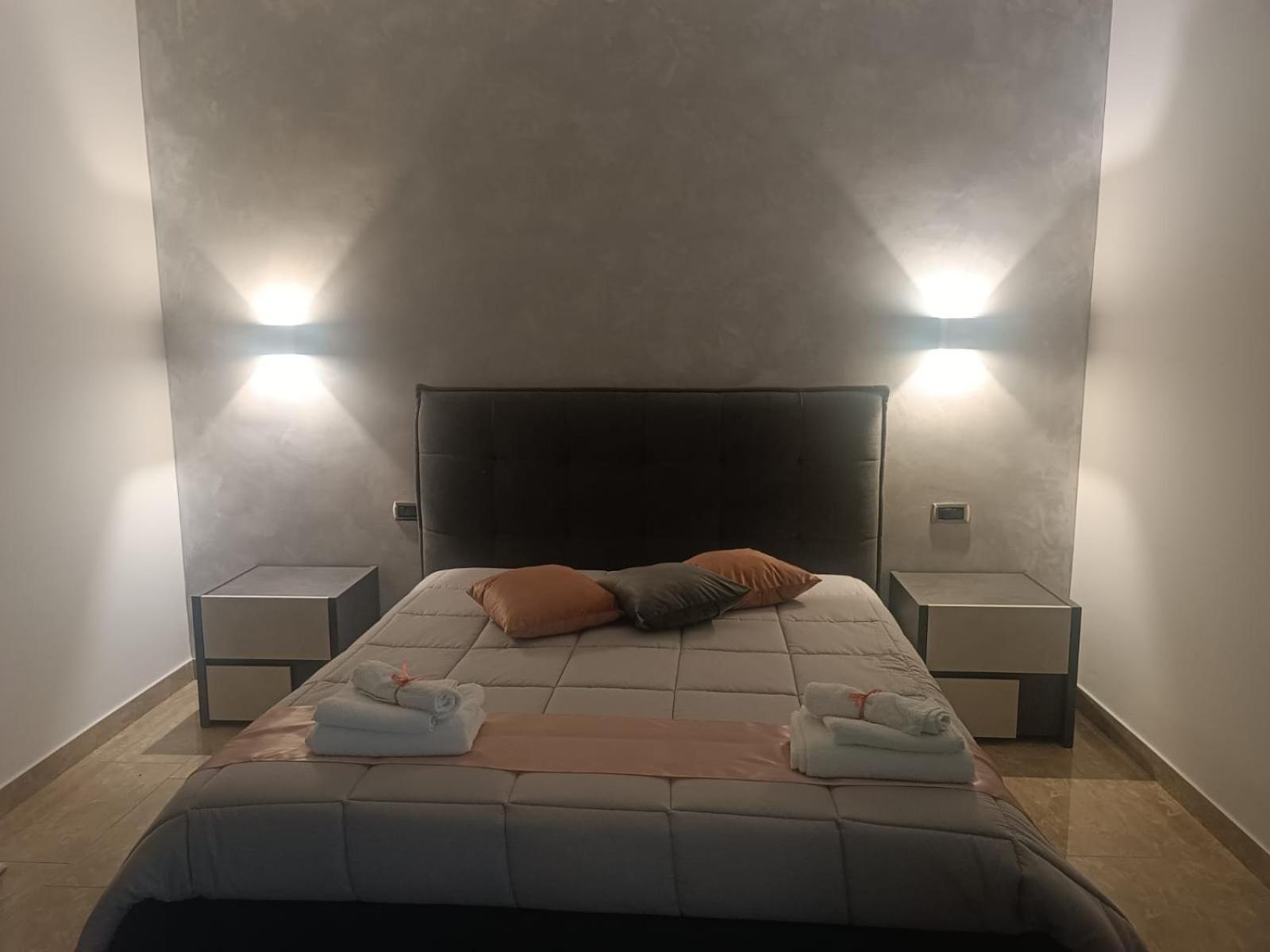 Luca'S House Bed and Breakfast Giovinazzo Buitenkant foto